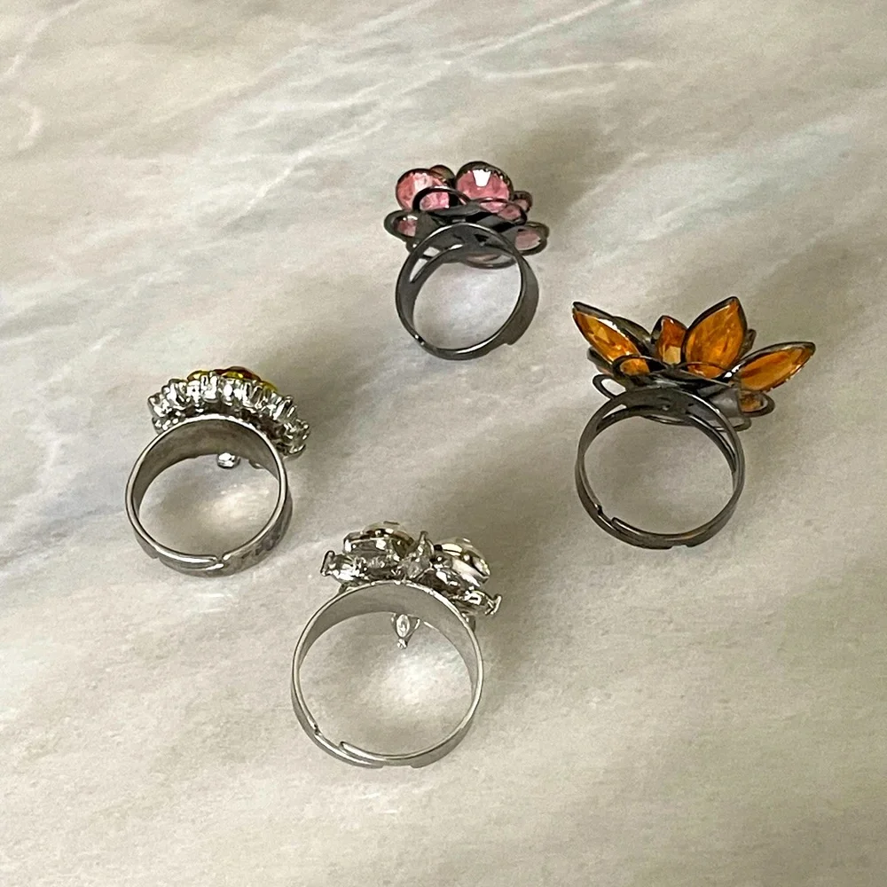 Floral Multi-Color Statement Ring Set - Picture 3 of 5
